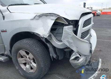 2017 Ram 1500 Tradesman 4X4 5'7 Box z USA, uszkodzony, nr VIN 1C6RR7KT8HS844288